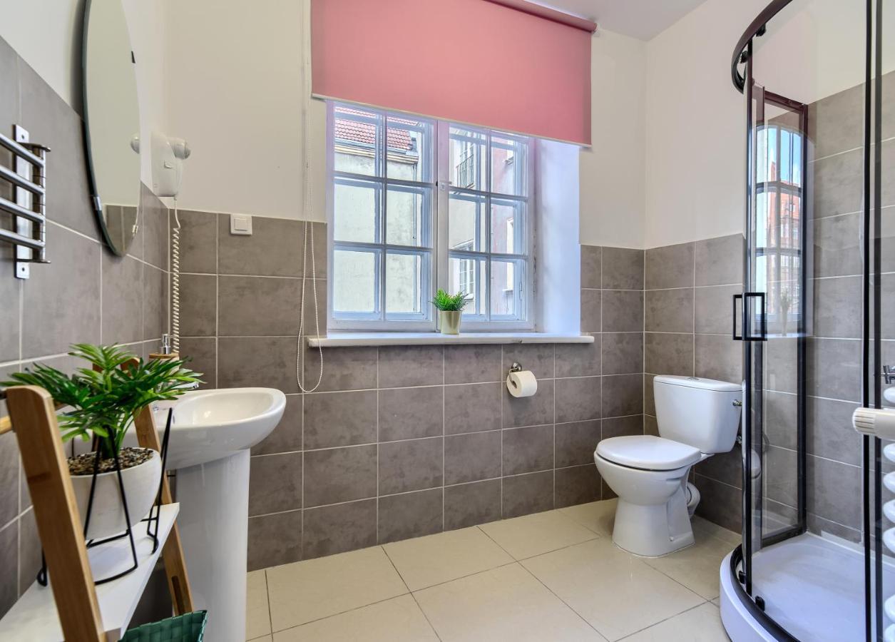 Happiness Holidays - Old Town Apartment Гданськ Екстер'єр фото